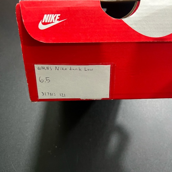 Nike dunk low womens - Picture 12 of 13